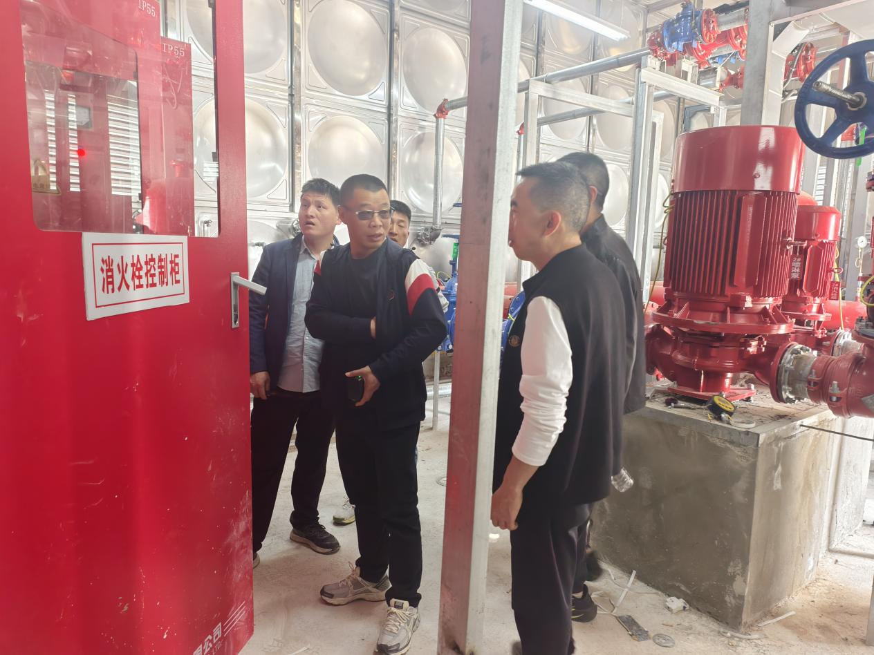 富辰物业全力配合区住建局质监站开展联东U谷节前安全专项检查